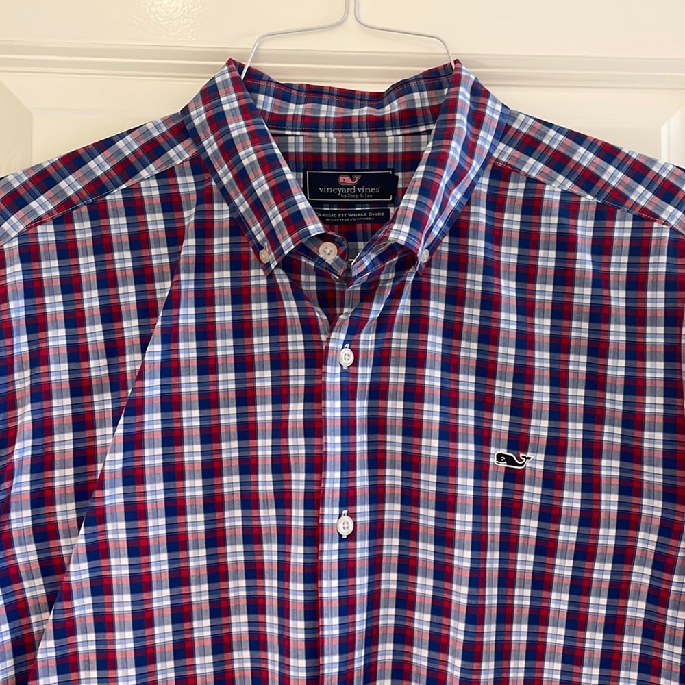 Vineyard Vines XL Classic Fit Whale Shirt